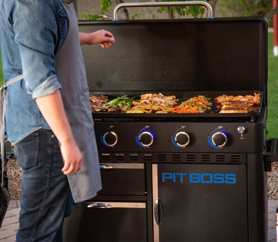 Housse plancha sur chariot Pit Boss Ultimate 5 brûleurs - Barbecue & Co