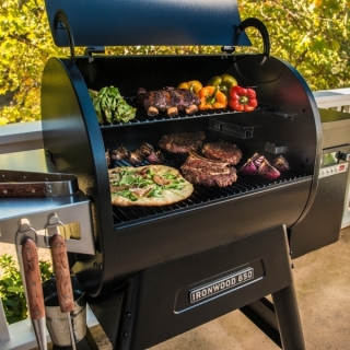 traeger-ironwood-650-4